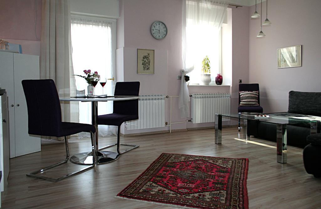 Apartments Aba Ζάγκρεμπ Δωμάτιο φωτογραφία